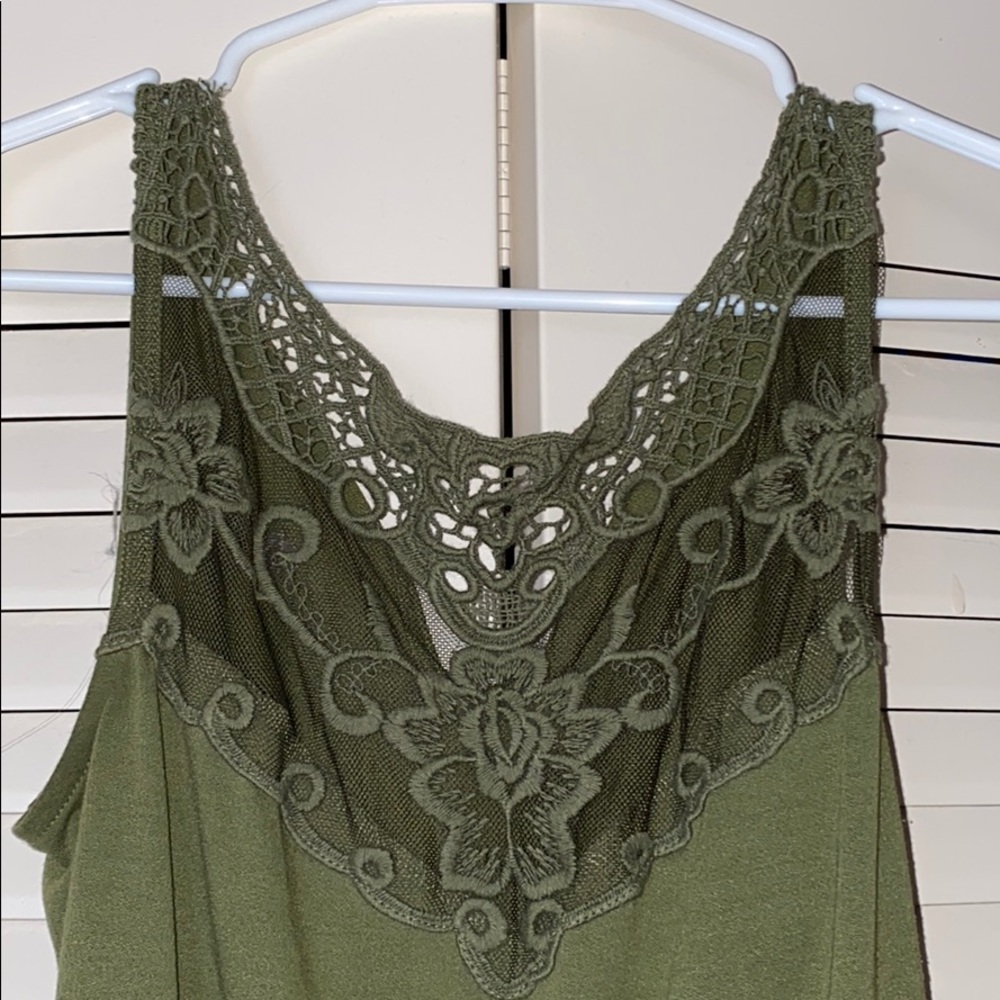 OLIVE GREEN LACE ROMPER - Picture 2 of 3
